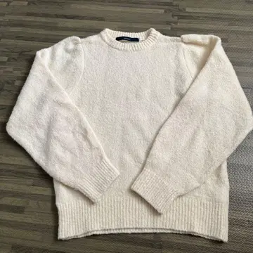 FRAMeWORK 아이보리 긴팔 스웨터