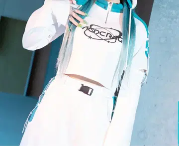 ACDCRAG/FUTURETRIP 롱 T