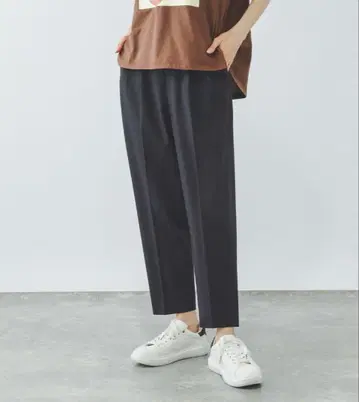 미사용 글로벌 워크 아름다운 실루엣 테이퍼드 팬츠 네이비 L