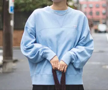 PENNEYS 페니스 별주 가제트 쭈리 크루넥 맨투맨