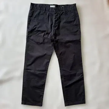 Ideal 블랙 코튼 크롭 팬츠