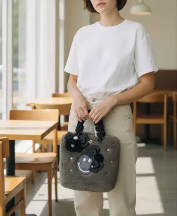 귀여운 퍼 토트백 스마일 그레이 퍼백 택 포함 새상품
