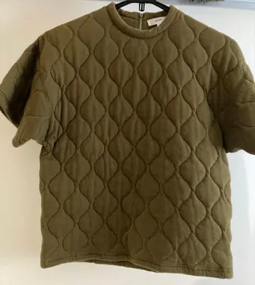 HYKE 하이크 충전솜 퀼팅 풀오버 카키 사이즈 1