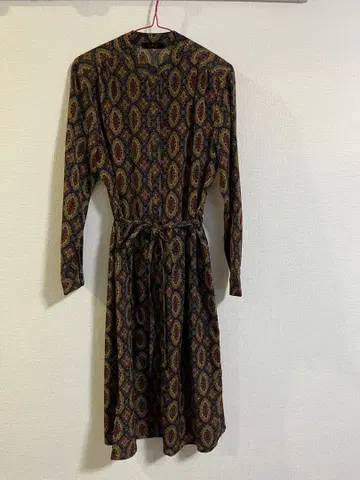 Allure 긴팔 패턴 원피스