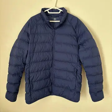 유니클로 울트라 라이트 다운 네이비 XL 사이즈