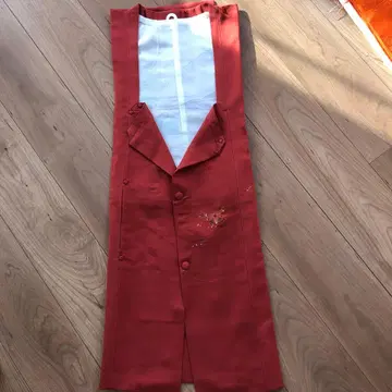 빨간색 겉옷 프론트 오픈 버튼 포함