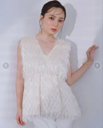 anuans 자카드 벌룬헴 블라우스 IVORY