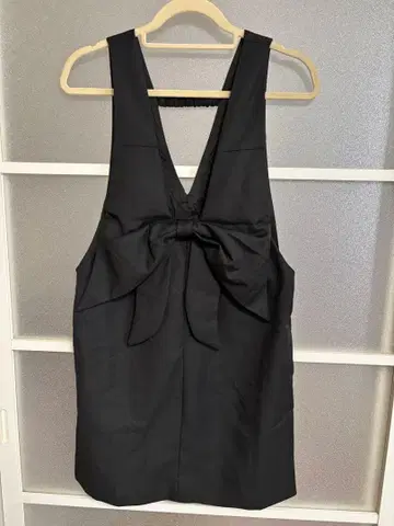 GLAMOROUS GARDEN 블랙 슬리브리스 리본 원피스 택 포함