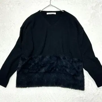 개럴개런트 V넥 샤기 니트 밑단