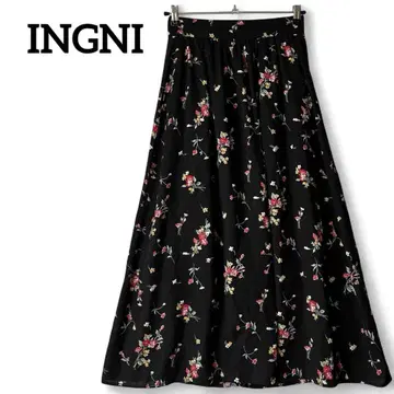 새상품급 INGNI 잉그 꽃무늬 블랙 플라워 플레어 스커트 [ M ] 롱
