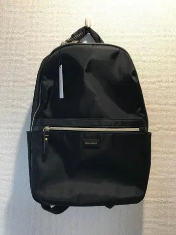 [미사용 새상품 택 포함] deuxieme 블랙 컴퓨터 럭색/백팩