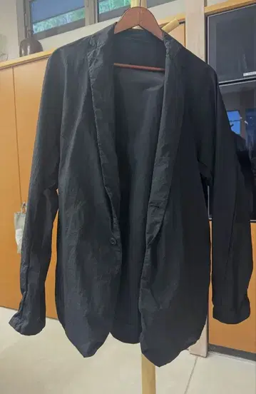 TEATORA 패커블 자켓 블랙