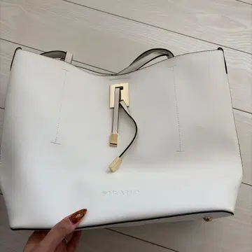 FIRANO 화이트 컬러 백