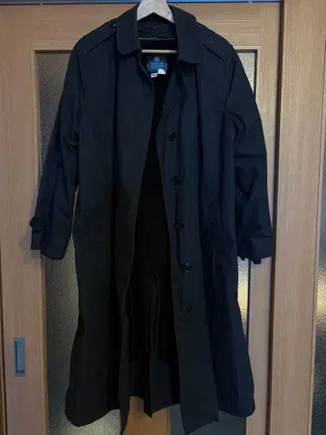 Neptune Garment Co. 코트