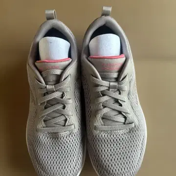 Skechers 그레이 메쉬 스니커즈