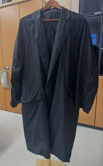 TEATORA 패커블 코트 블랙