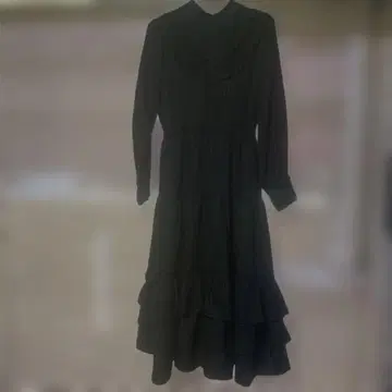 axes femme 20주년 기념 블랙 프릴 롱 원피스