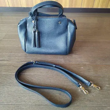 WAKO 다크 블루 가죽 숄더백