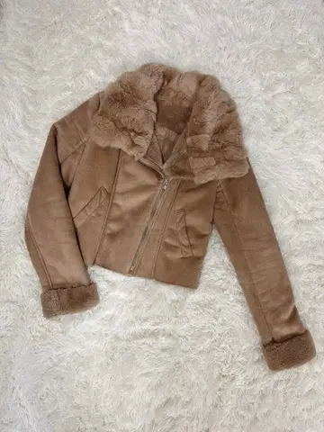 ROYAL PARTY 퍼 자켓 베이지