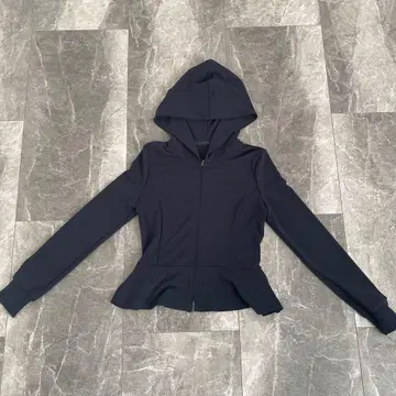 FOXEY NEW YORK 폭시 후드 부착 후드티 네이비