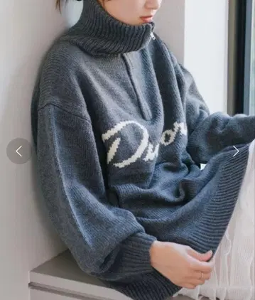 [ kastane ] 하이넥 ZIP 로고 니트 그레이 프리 사이즈