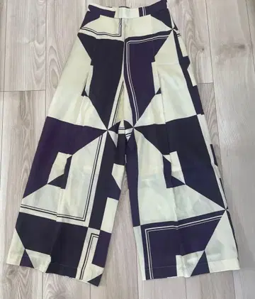 Tomorrowland Ballsey 기하학 패턴 와이드 팬츠