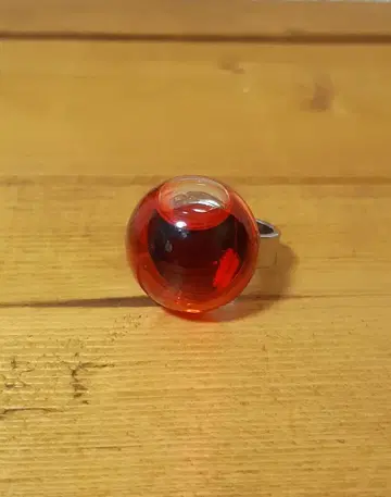 피로네 PYLONES 액체 유리 반지 클리어 레드