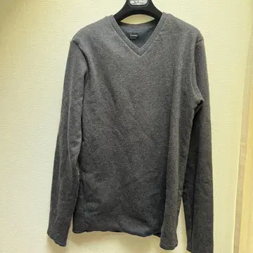 질 샌더 다크 그레이 V넥 스웨터