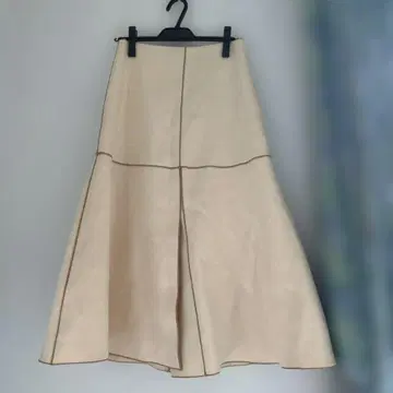 유나이티드 애로우즈 베이지 플레어 스커트 A라인