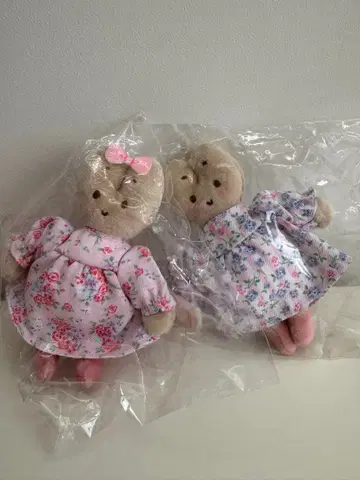 산리오 마론크림 시크릿 마스코트 브로치 2개 세트