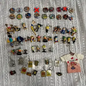 미사용 새상품 포함 원피스 핀 배지, 캔 배지, 키링 묶음 판매 세트