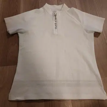 PGG 하프 지퍼 셔츠 화이트