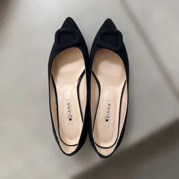 정가 16,500엔 새상품 Diana 네이비 스틸레토 플랫슈즈