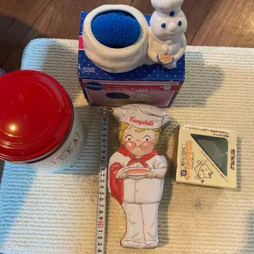 필즈베리 도우보이 스펀지 홀더와 쿠키 틀 세트