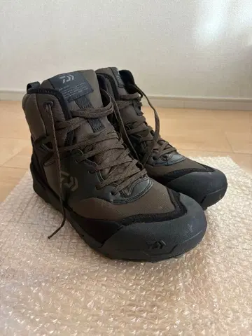 다이와 낚시용 신발 스파이크 모스그린 DS-2180-H