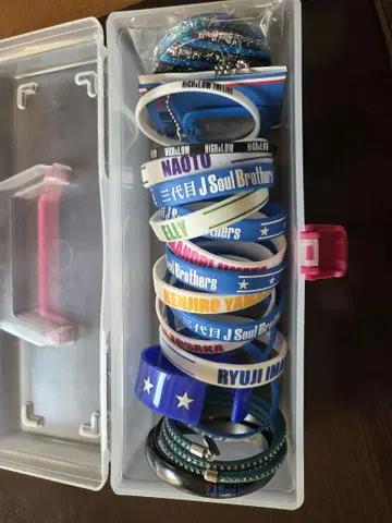 삼대째 라이브 굿즈 러버 밴드 택 캔뱃지 세트