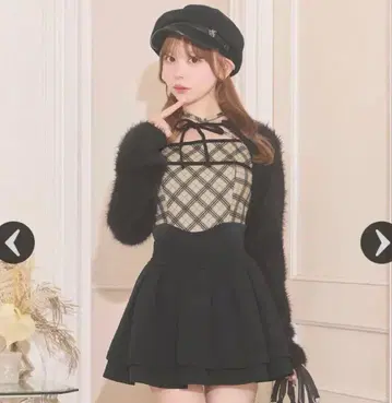 미셸 마카롱 슬림 레그 스커트 XS