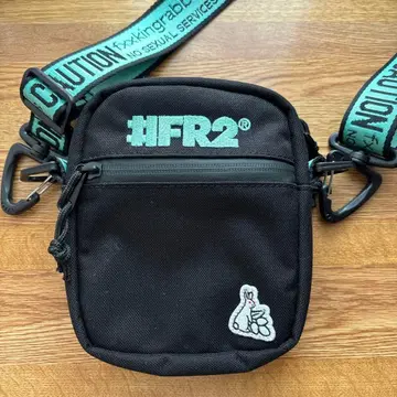 FR2 월도 숄더백