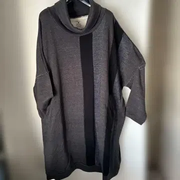 [새상품] 드럭 스토어즈 fu-ai 루즈 터틀 튜닉 원피스