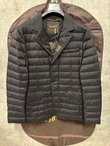 럭셔리 MOORER 다운 자켓 블루종