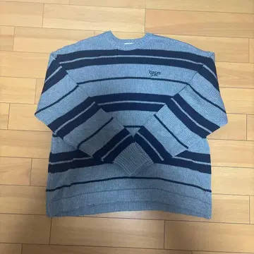 Younger song 멀티 보더 니트 두꺼운 원단 스웨터 M 사이즈