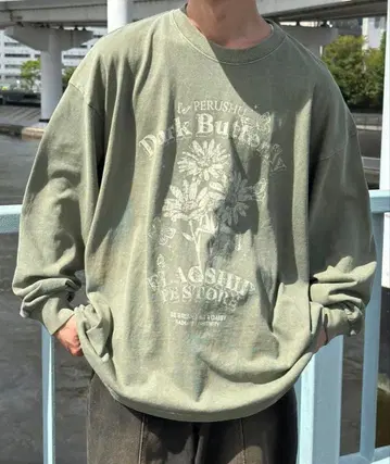 그래픽 T셔츠 M 사이즈