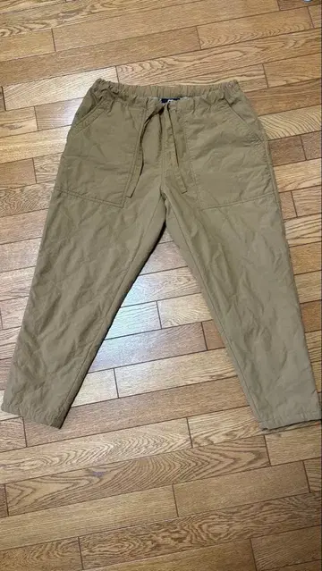 Mountain Equipment 퀼팅 팬츠 S 크롭