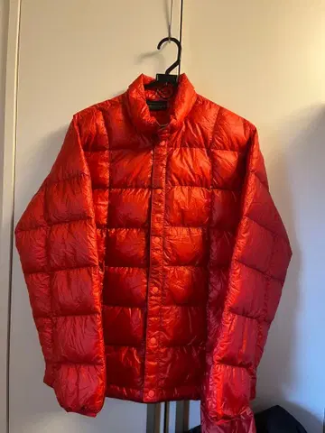 새상품급 몽벨 U.L. 다운 자켓 1101243 빨간색 S