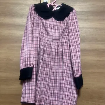 핑크 계열 체크 긴팔 원피스