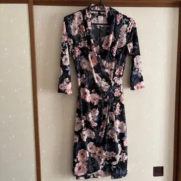 퍼플 레인 플라워 프린트 원피스