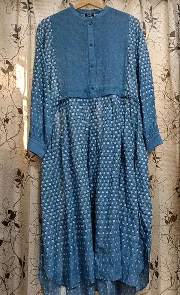 마블슈드 marbleSUD 카리용 턱 원피스