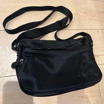 블랙 나일론 숄더백