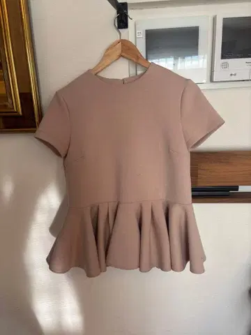 TSURU by MARIKO OKAWA 베이지 반팔 튜닉