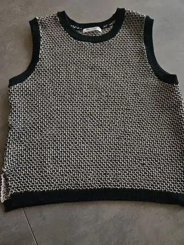 BEAUTY&YOUTH UNITED ARROWS 자카드 슬리브리스 니트